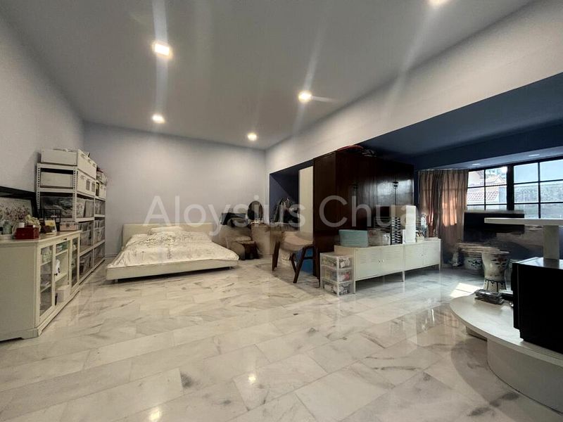 5 Bed Semi-Detached House (Landed) for Sale in  Pasir Ris Beach Park - Image 1